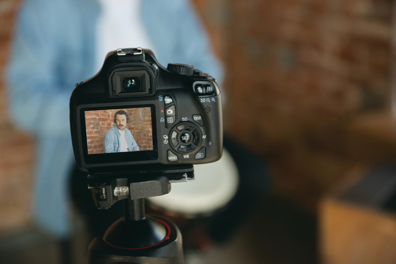 Studenti al lavoro nella nostra aula di montaggio